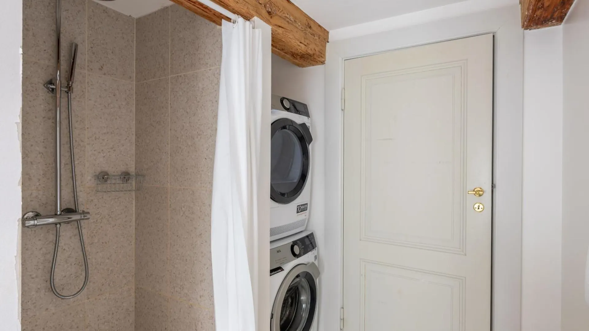 City Apartment With Exposed Ceiling Beams Κοπεγχάγη